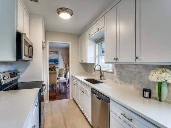 819 Kingswood Ave, Richardson, TX 75080