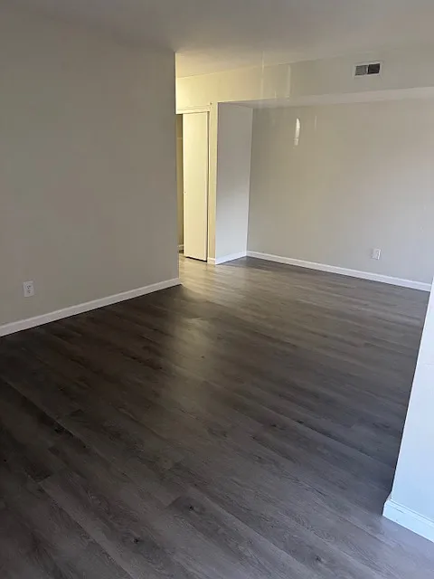 2 bed, 850 sqft, $1,090 — Photo 3