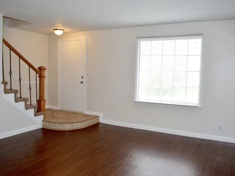 8300 Sawyer Brown Rd #R302 — Photo 6