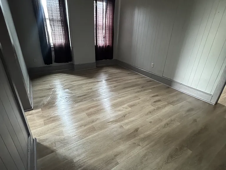 159 Pringle St #2 — Photo 2