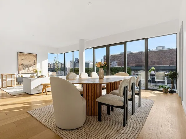 45 E 7th St, New York, NY 10003