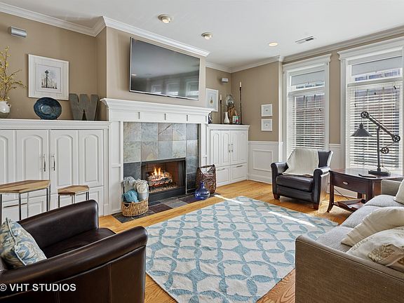 3rd image of 3708 N Ashland Ave APT 1