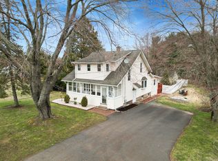345 Hillstown Rd, Manchester, CT 06040