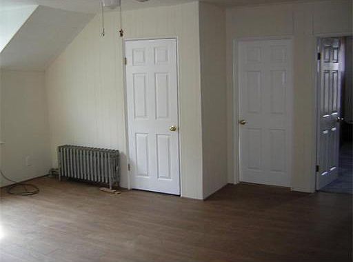 2nd image of 188 Mechanic St #2