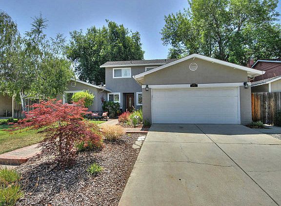 2nd image of 6079 Knoll Park Ct