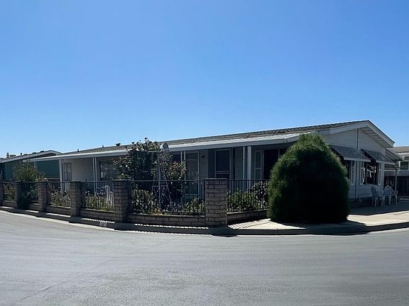 3rd image of 400 E Roberts Ln Space 68