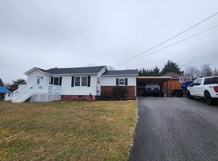 190 Stanley Hill Rd, Peterstown, WV 24963