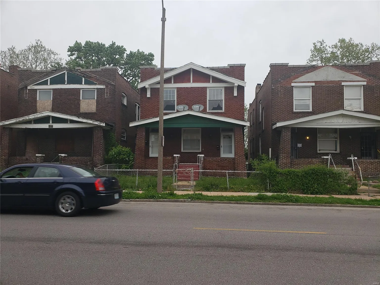 5027 Saint Louis Ave photo 1