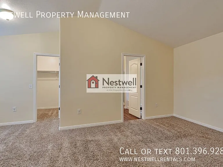 6838 W Grevillea Ln — Photo 10