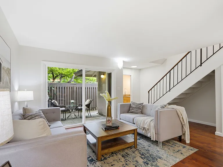 21063 Red Fir Ct — Photo 3
