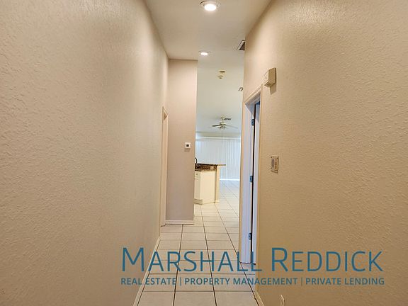 2nd image of 1028 SE 11th St