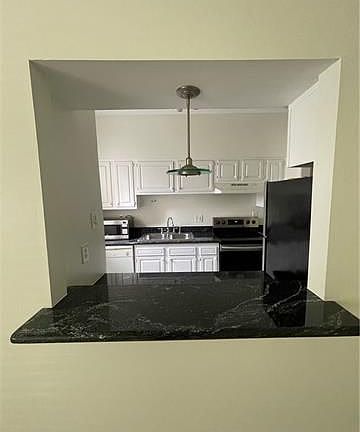 5th image of 5334A Constance St #A
