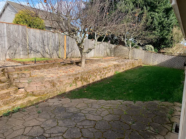 2895 Vintage Ave SE — Photo 55