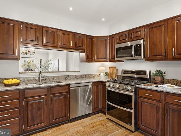 4th image of 6029 Bingley Rd