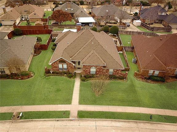 2nd image of 2502 Willowdale Dr