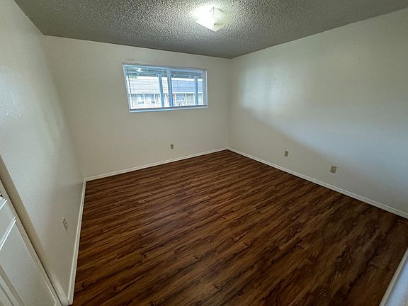 5th image of 355 E 5th Ave APT 5