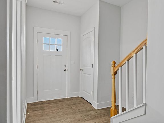 5th image of 235 Marshland Ln