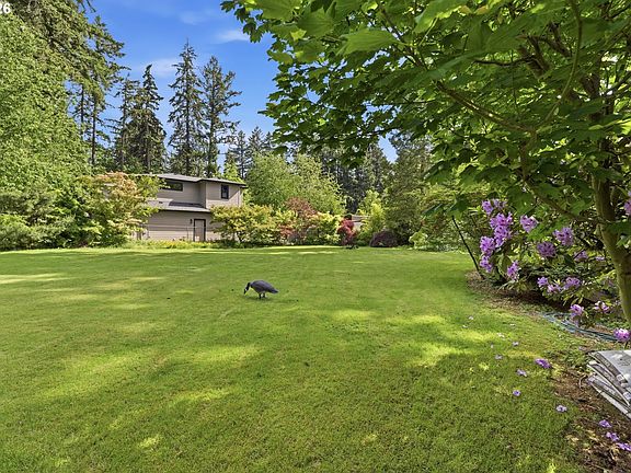 4th image of 16286 Waluga Dr