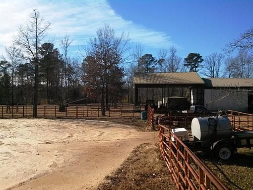 5th image of 214 Horseshoe Cir