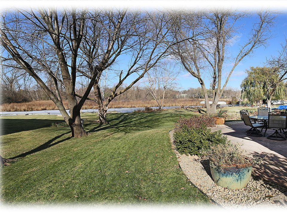 2nd image of 8401 Shadyview Ln N