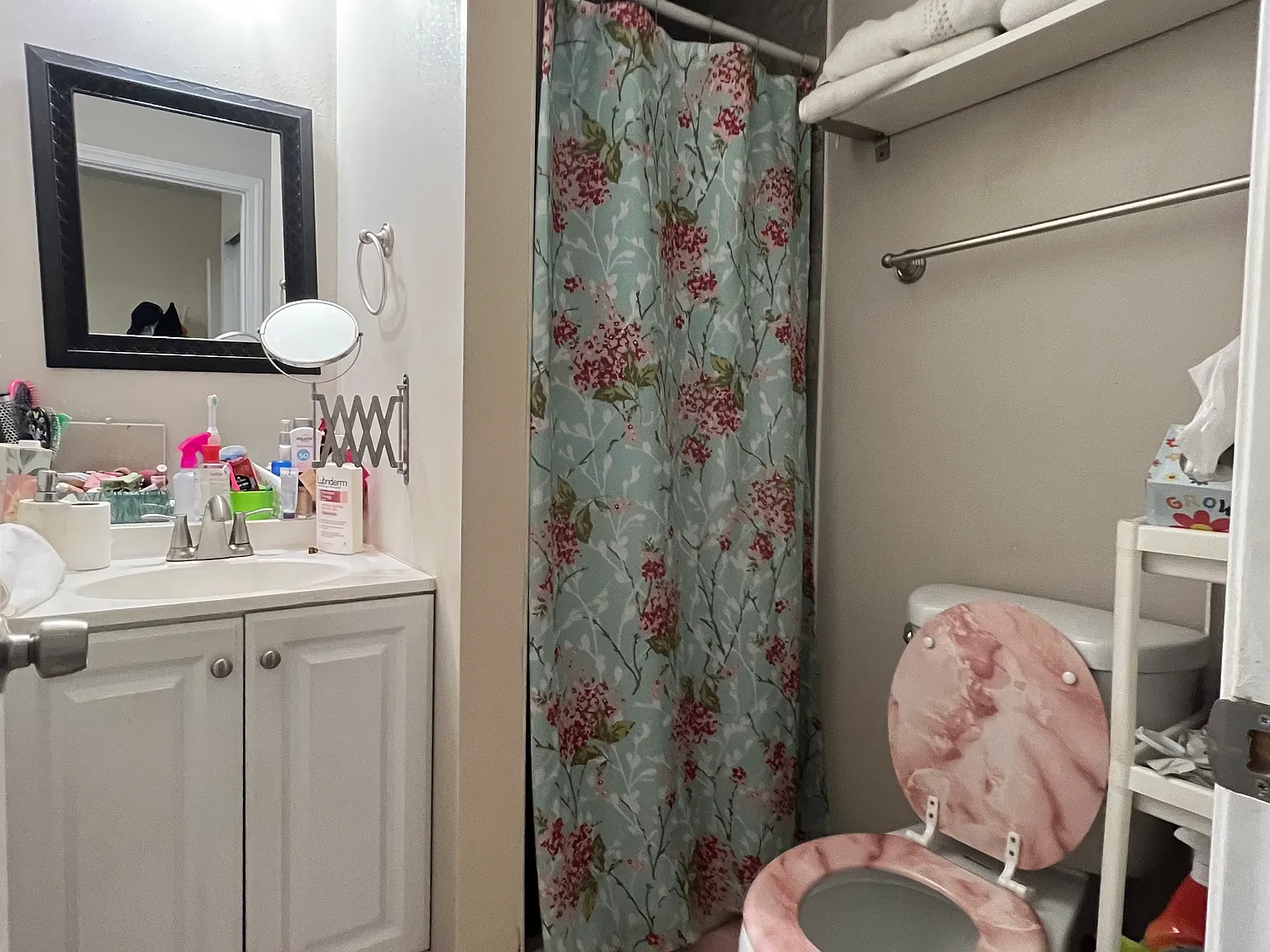 3 bed, 957 sqft, $1,300 — Photo 4