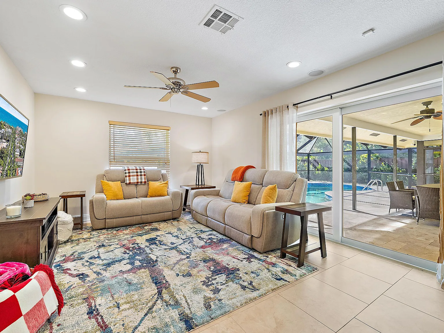 3 bed, 1904 sqft, $8,000 — Photo 4