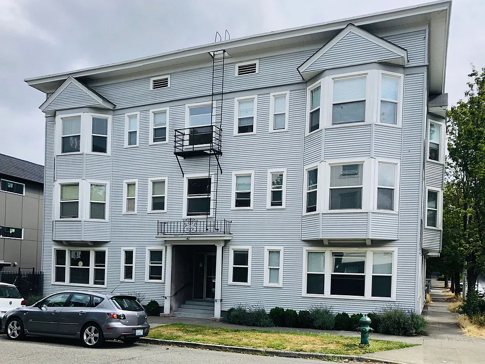 Terrace Arms Apartments