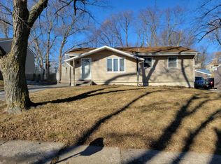 4724 N 95th St, Omaha, NE 68134