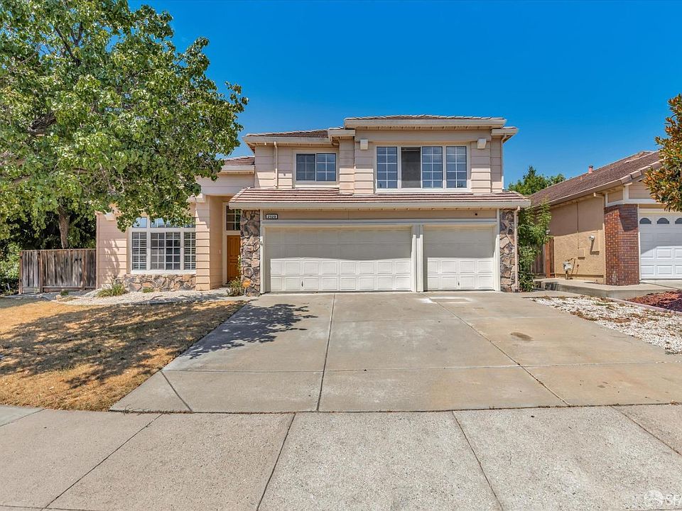 1st image of 2520 Pinecrest Ct