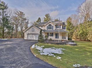 234 Maple Spring Dr, Kunkletown, PA 18058