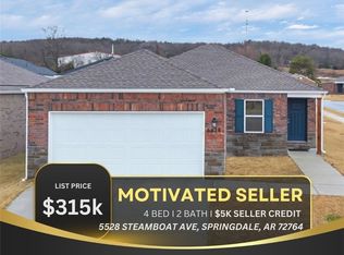 5528 Steamboat Ave, Springdale, AR 72764