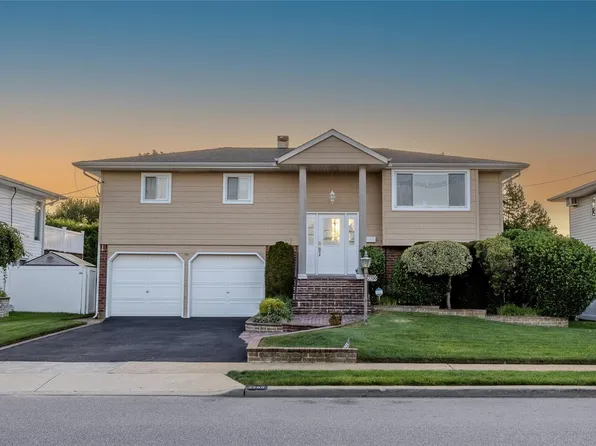 2700 Bayview Avenue, Wantagh, NY 11793