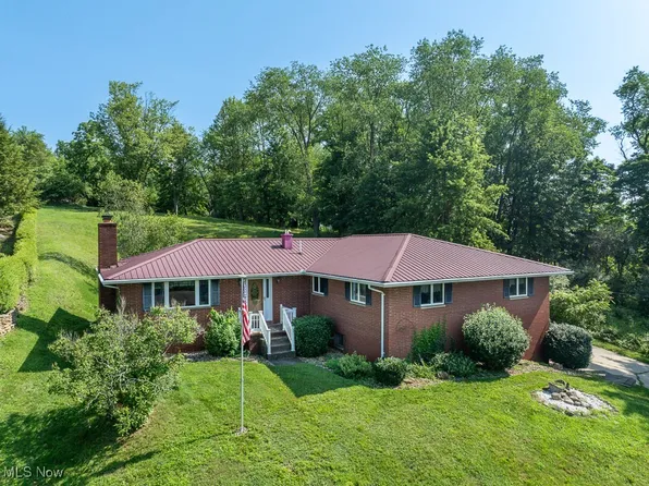 971 Schneiders Crossing Rd NW, Dover, OH 44622