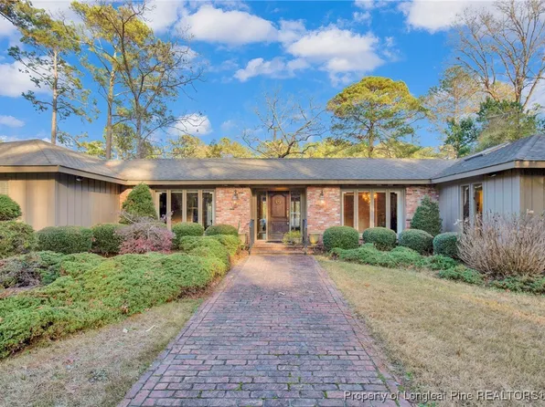 2003 Pinewood Ter, Fayetteville, NC 28304