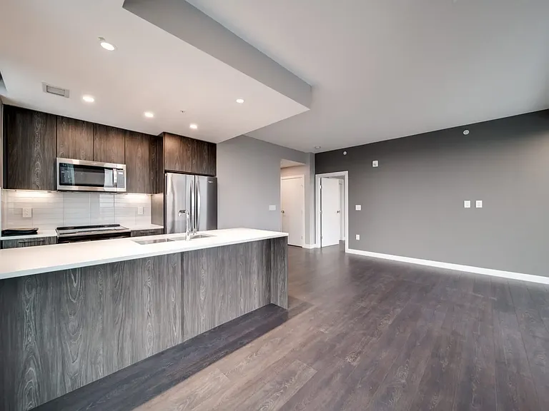 10180 103rd St NW — Photo 7