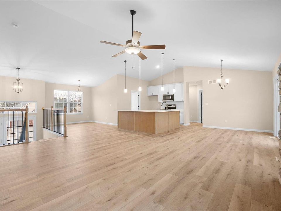 2321 Matthias Close Washington MO Zillow