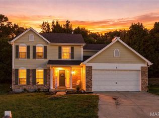 5 Autumn Peak Ct, Fenton, MO 63026