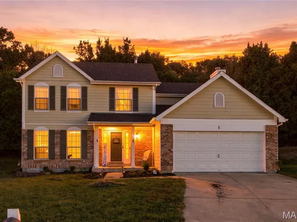5 Autumn Peak Ct, Fenton, MO 63026
