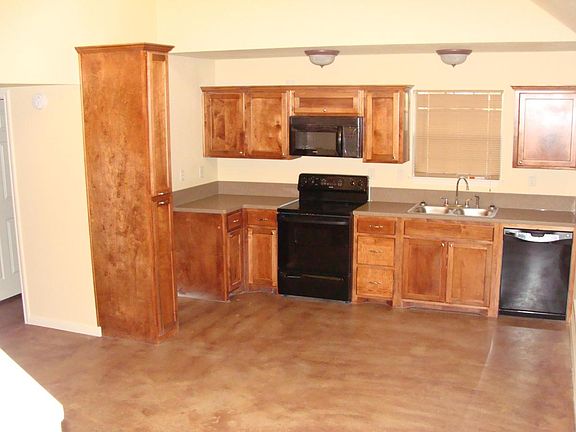 2nd image of 111 Meadow Park Cir