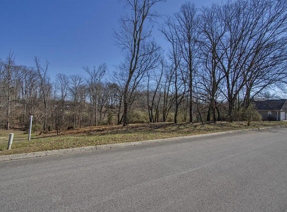 4th image of 433 Oakley Glen Ln