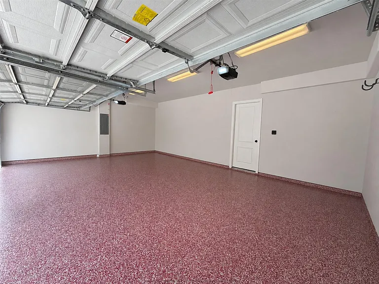 824 Cage St — Photo 31