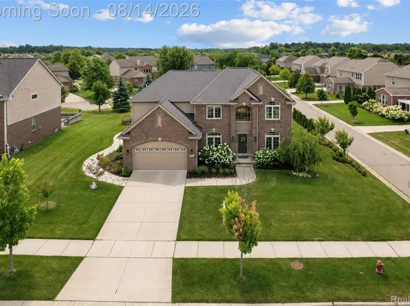 50243 Amberwood Rd, Canton, MI 48188