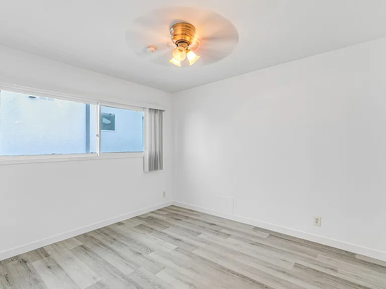 1122 S. Shenandoah St. — Photo 16