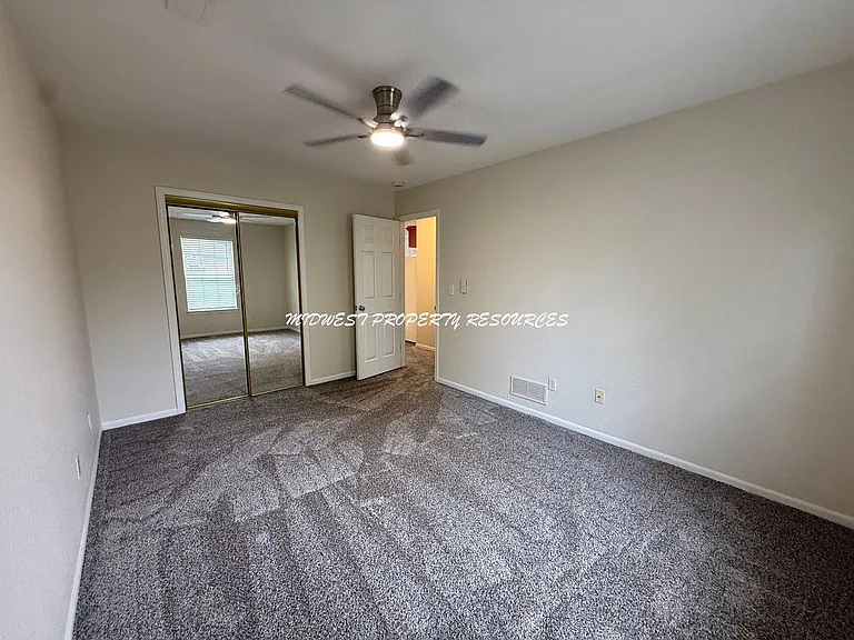 306A NE 6th St — Photo 11