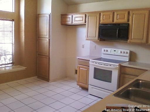 2nd image of 9558 Maidenstone Dr