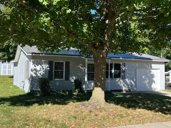 314 W State St, Clare, MI 48617