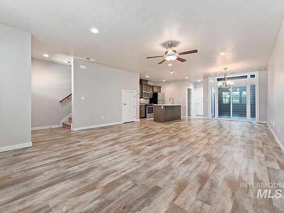 3rd image of 10355 W Carlton Bay Dr