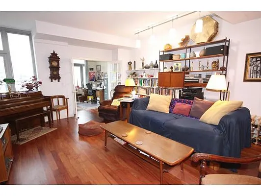 Sold by Appleseed Realty Gmac Real Estate | media 22