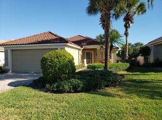 10041 Oakhurst Way, Fort Myers, FL 33913