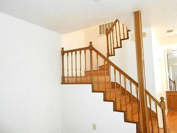 2nd image of 611 Oriole Blvd APT 1003